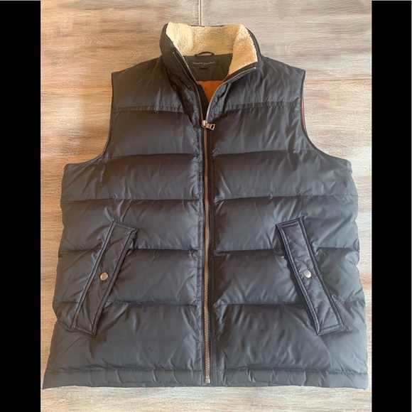 Banana Republic Other - Banana Republic Men’s Down-Filled Puffer Vest❤️